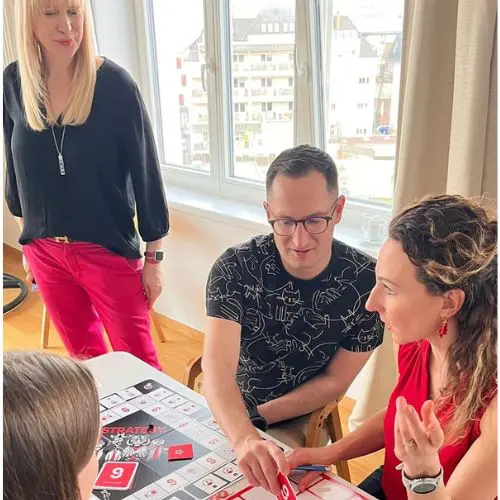 hra strate9y workshop