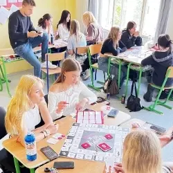 Jak rozvíjet podnikavé kompetence ve škole: výsledky studie STRATE9Ygame (252 studentů a učitelů) 3 výuka zaměřená na rozvoj podnikavých kompetencí studentů